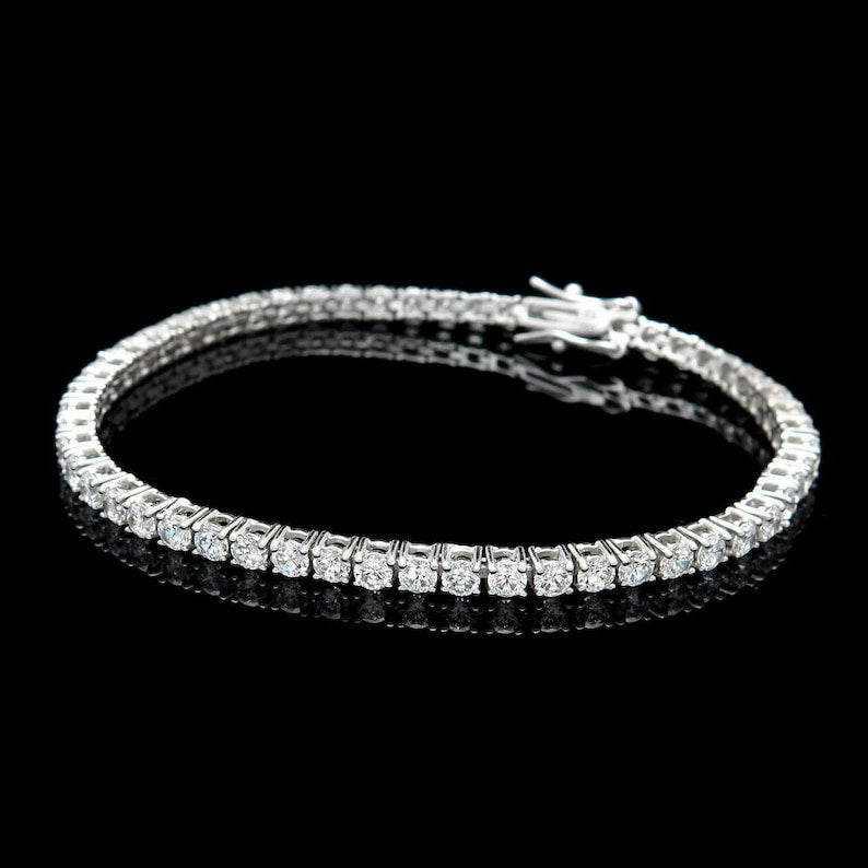 Genoveva 3MM 4 Prong Round Moissanite Tennis Bracelet