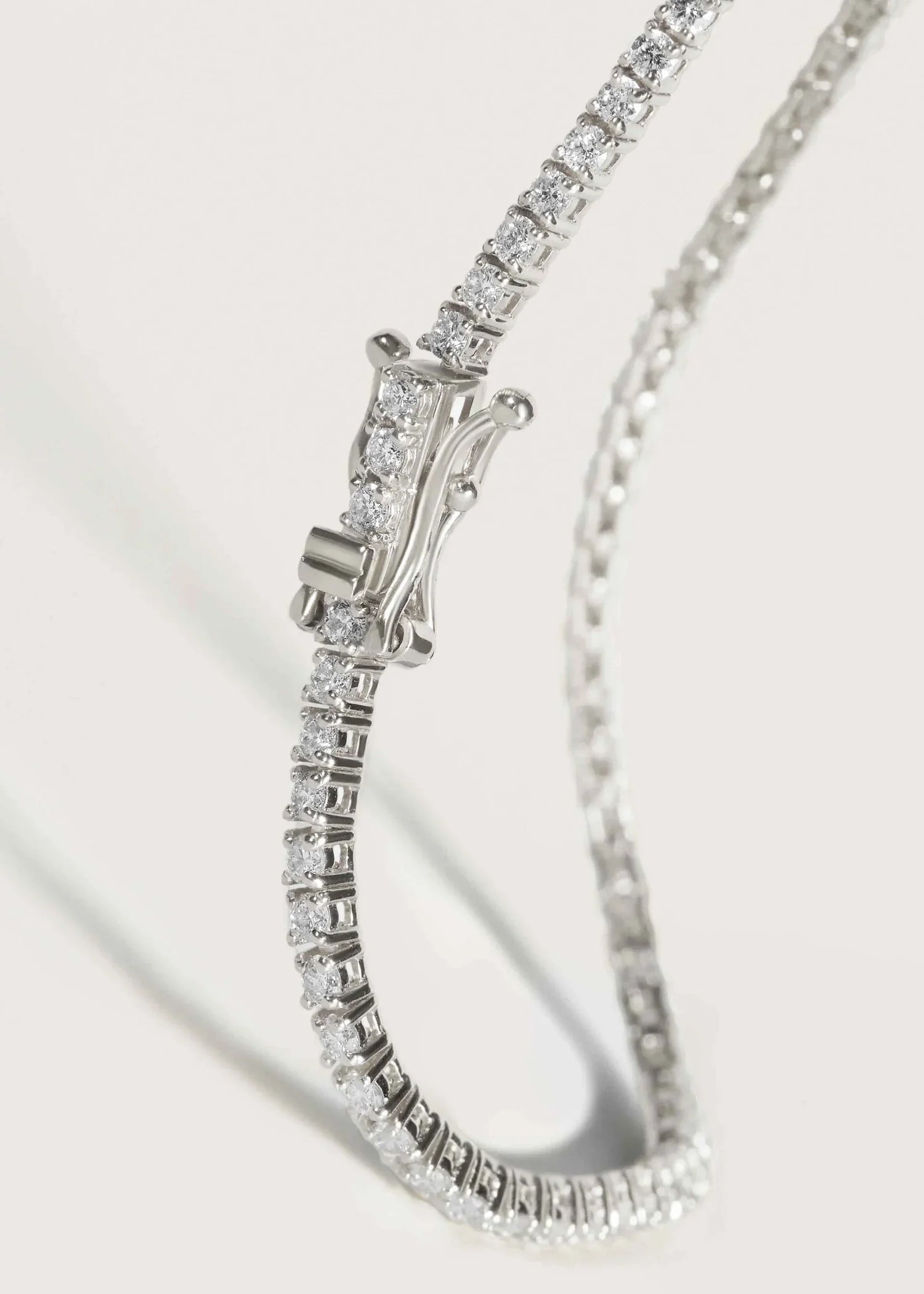 Genoveva 4MM 4 Prong Round Moissanite Tennis Bracelet