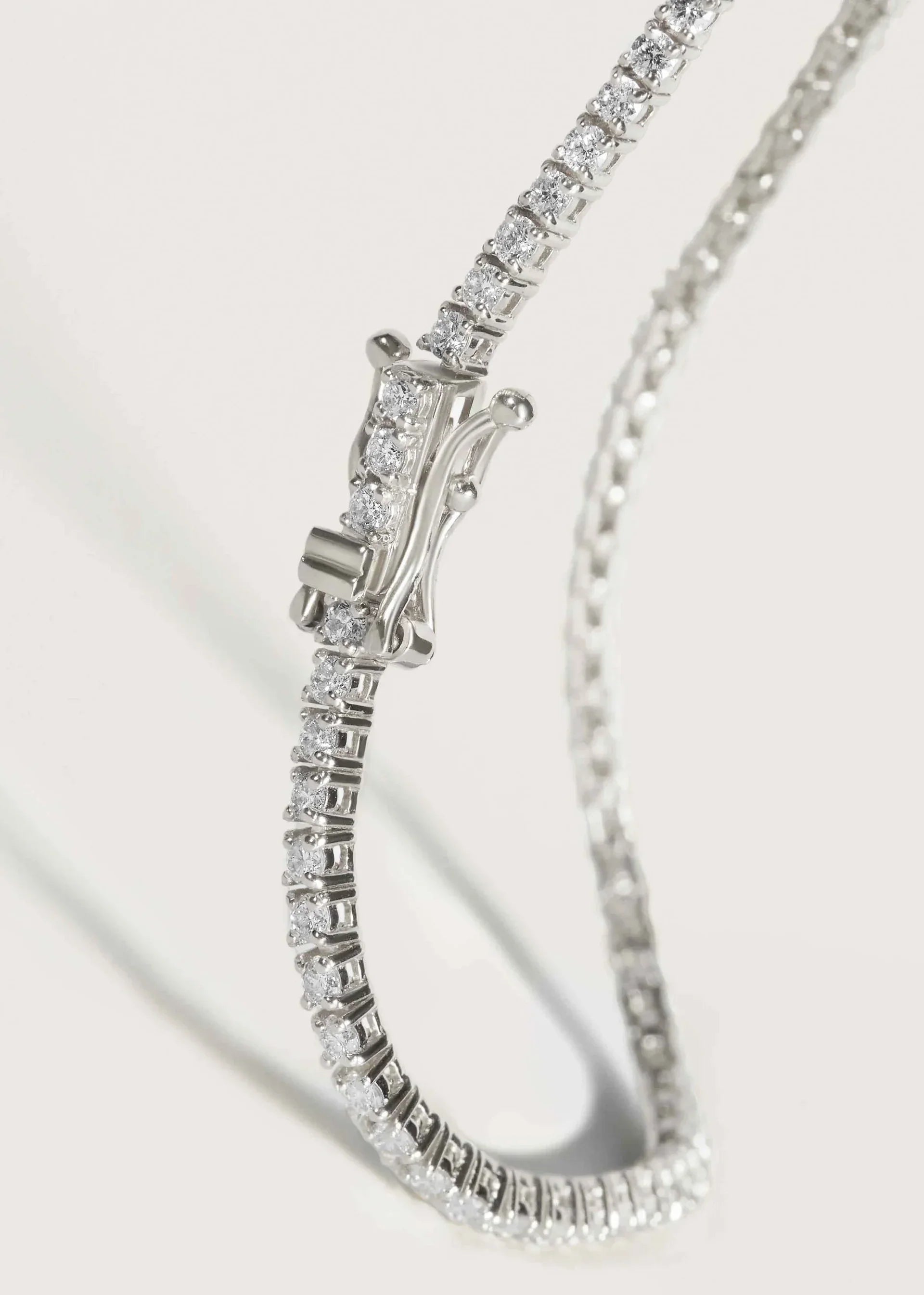 Genoveva 4MM 4 Prong Round Moissanite Tennis Bracelet