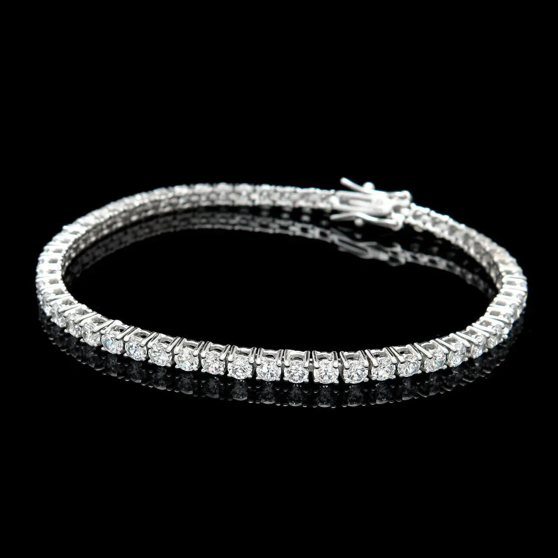 Genoveva 4MM 4 Prong Round Moissanite Tennis Bracelet