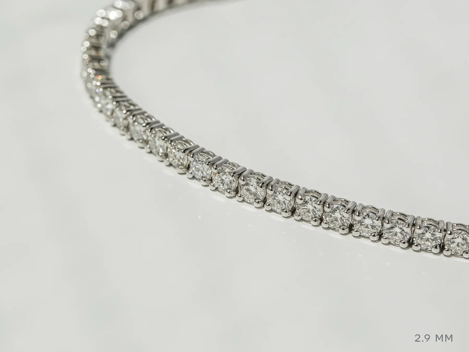 Genoveva 5MM 4 Prong Round Moissanite Tennis Bracelet