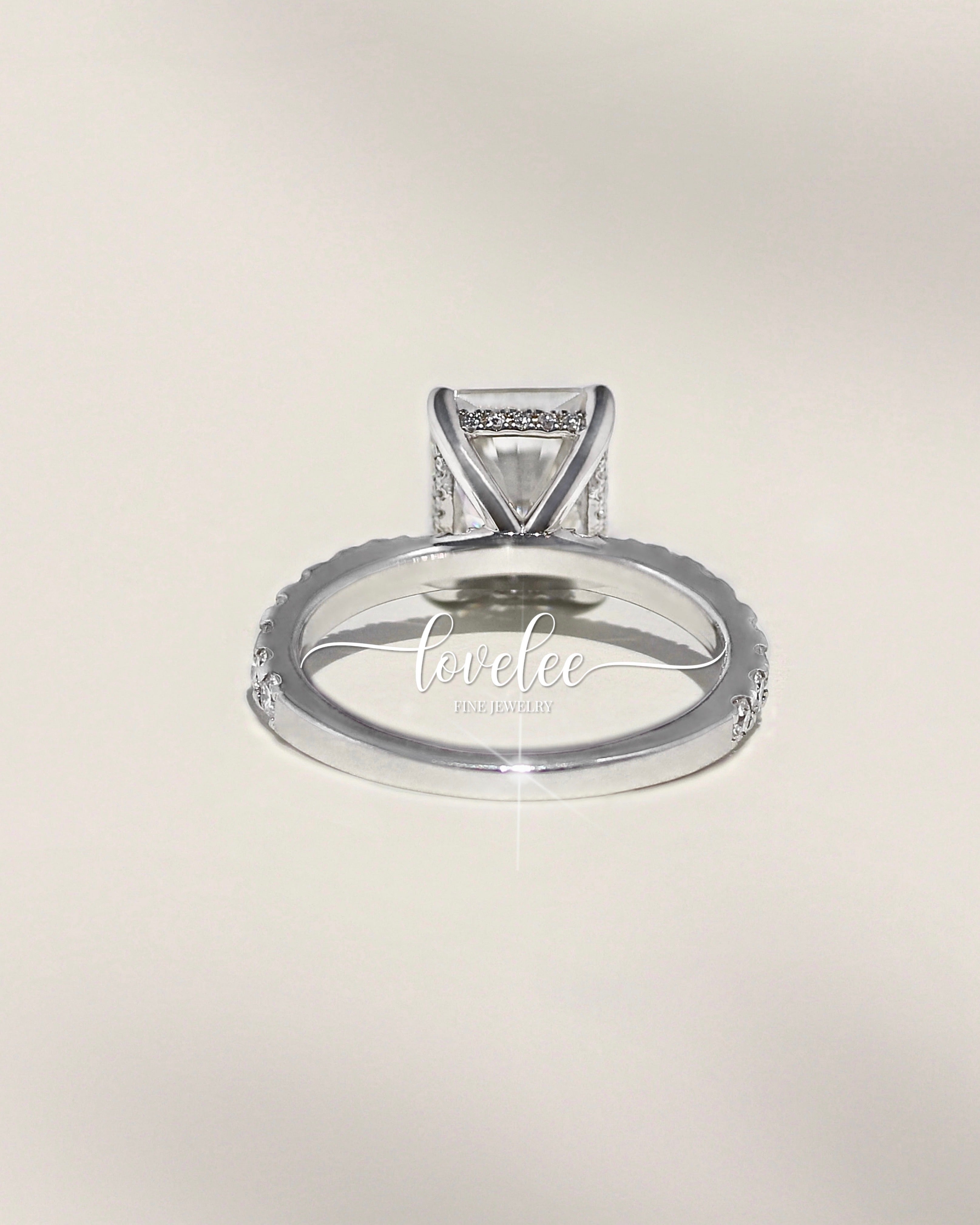 Maddie 6.5 CTW DEW Moissanite Ring - Silver