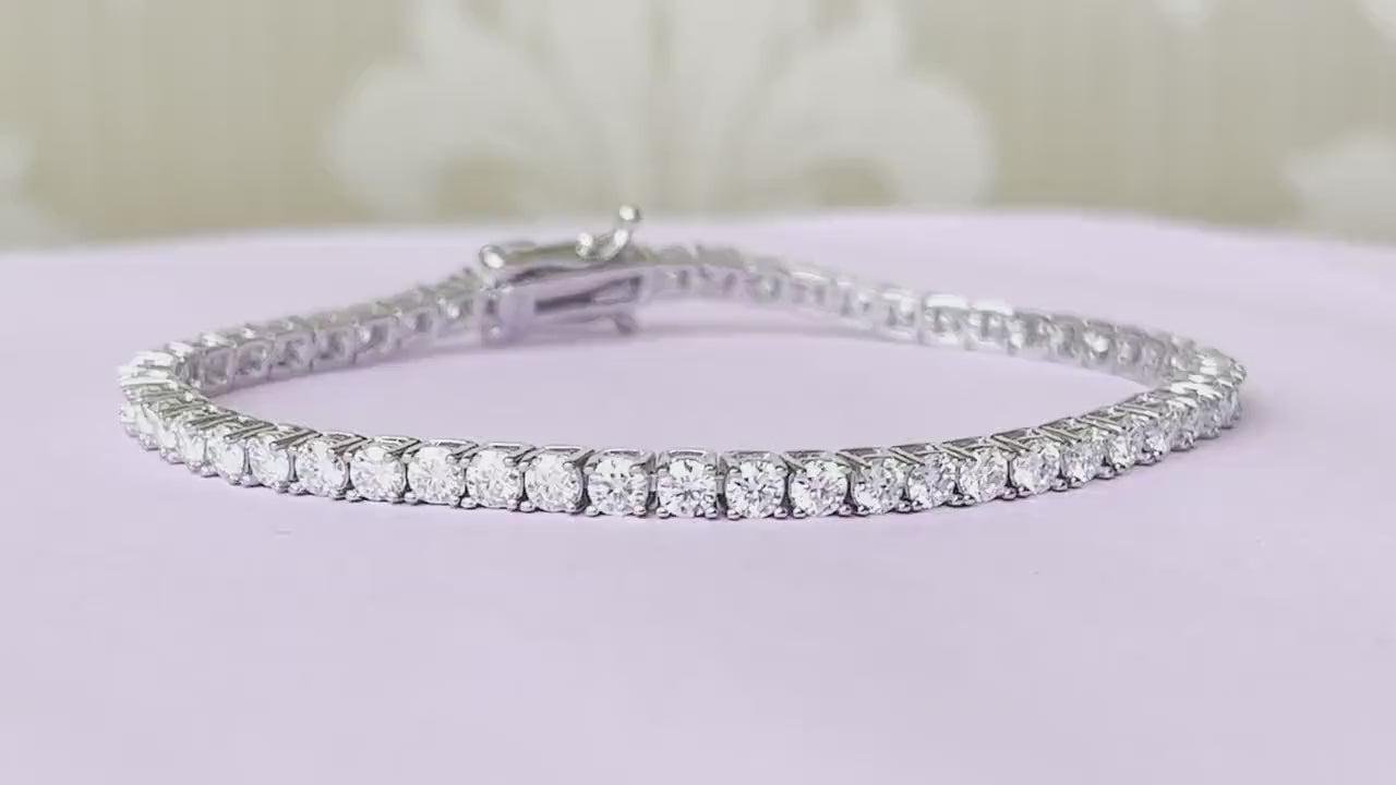 Genoveva 3MM 4 Prong Round Moissanite Tennis Bracelet