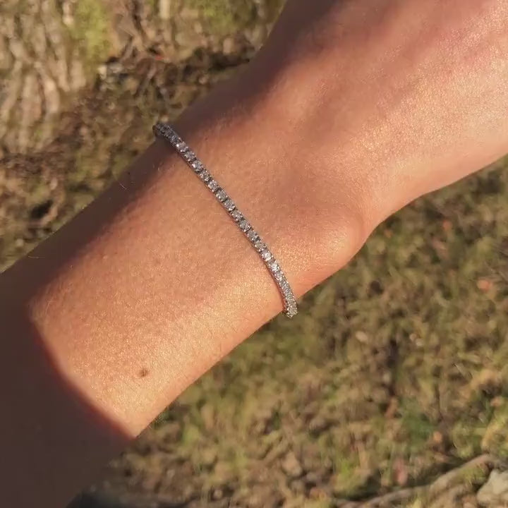 Genoveva 3MM 4 Prong Round Moissanite Tennis Bracelet