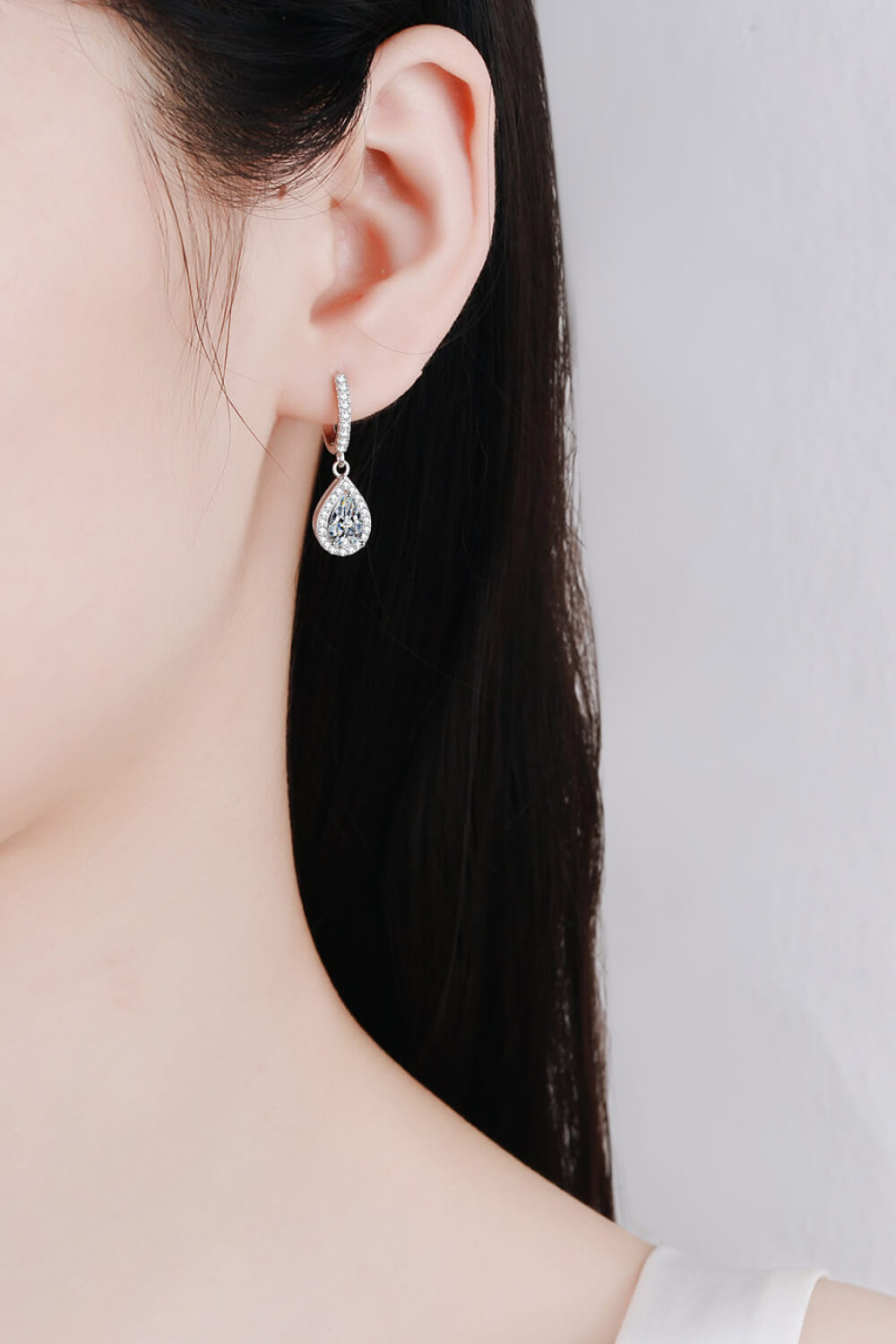 Jonna 2 CTW DEW Moissanite Dangle Teardrop Earrings