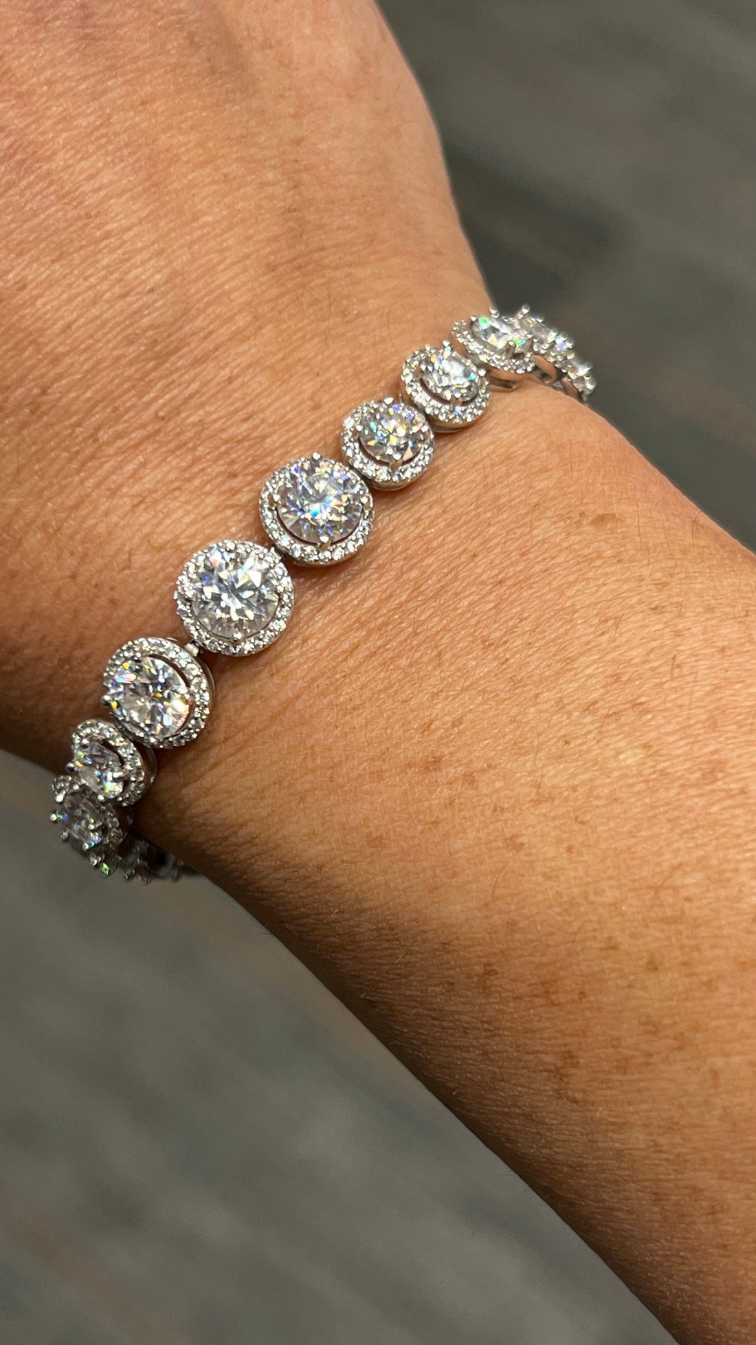 Sophia 10 CTW DEW Moissanite Bracelet